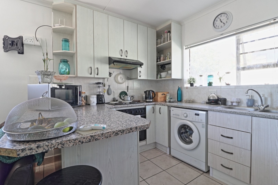 3 Bedroom Property for Sale in Hartenbos Heuwels Western Cape